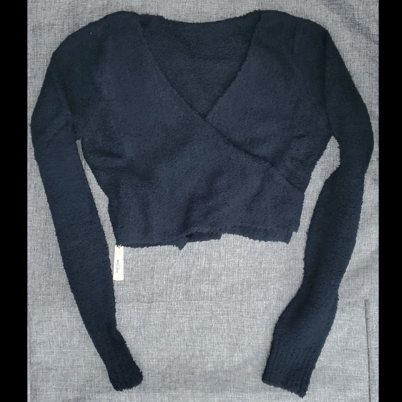 SKIMS Black Long Sleeve Wrap Top - Picture 1 of 3